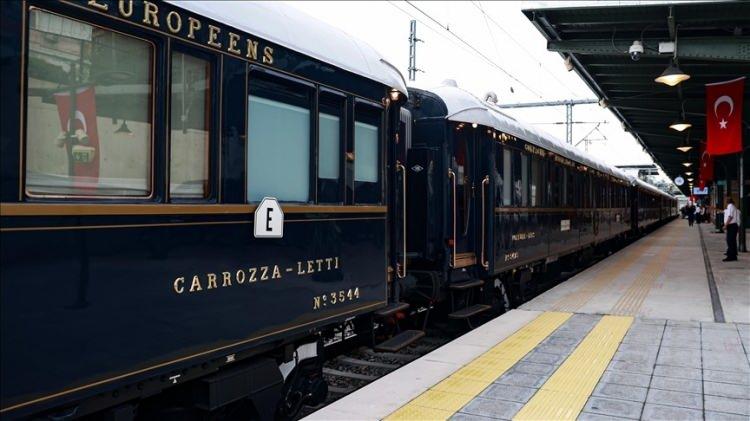 <p><strong>1883 yılında Paris'ten ilk seferine başlayan Orient Express treni seyahat severler için inanılmaz anlara imza atmaya hazırlanıyor.</strong></p>
