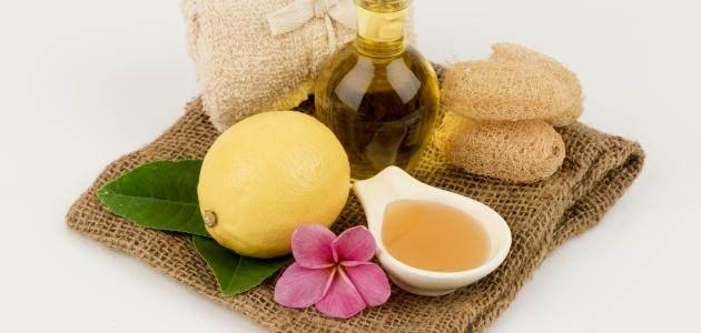 <p><strong>Aynı zamanda karaciğerin rahatlamasını sağlarken limonun içerisindeki C vitamini sayesinde cilde de faydası vardır.</strong></p>