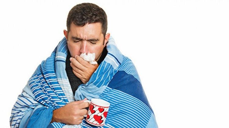 <p>Havaların soğumasıyla grip vakalarında artış yaşanırken, son dönemde üst solunum yollarında aynı anda birden fazla virüs görülmeye başlandı.</p>
