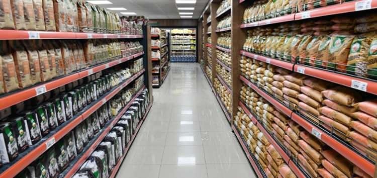 <p>Tarım Kredi Kooperatif Marketleri'nde Aralık ayına özel güncel indirimli ürünler listesi yayınlandı. 1-15 Aralık tarihleri arasında temel ihtiyaç ürünlerinde birçok yeni indirimler yer alıyor.</p>

<p>Son dönemde fiyatı en çok tartışılan ürün olan sütün, Tarım Kredi Marketlerdeki fiyatı dikkat çekti.</p>

<p>Öte yandan Tarım Kredi Marketlerde 15 Aralık'a kadar 5 litre Ayçiçek yağı ve tereyağı da indirim de olacak.</p>

<p> </p>
