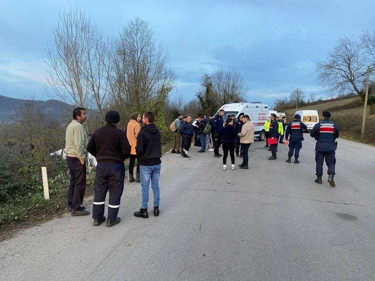 <p> Otobüste bulunan yolcuların 30’unun üniversite öğrencisi olduğu memleketlerinden Zonguldak’a gittikleri belirtildi.</p>
