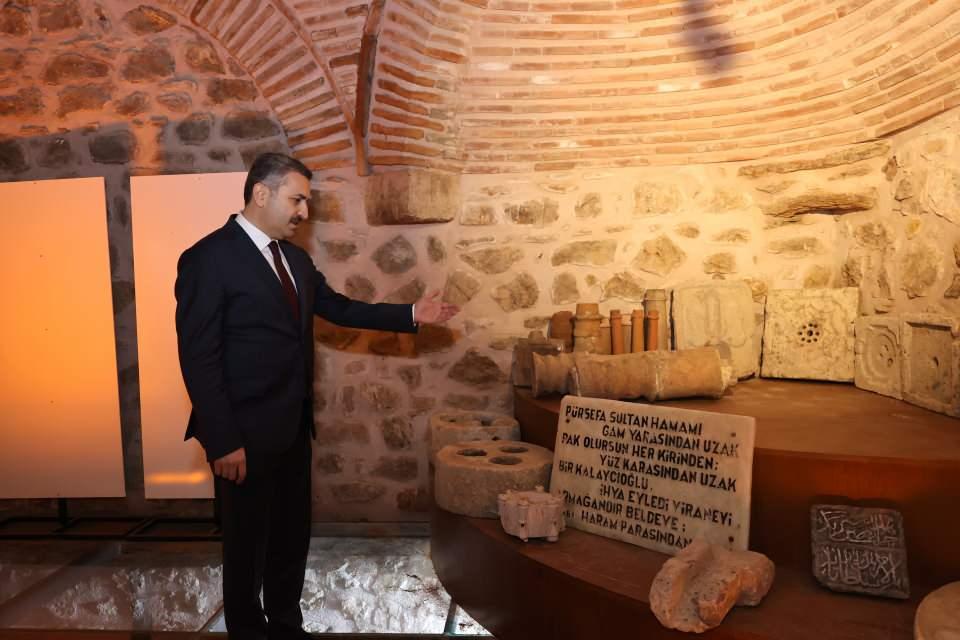 <p>Tokat’ta halk arasında 'Sık dişini helası' olarak bilinen Anadolu'nun ilk umumi helası 'Su ve Temizlik Müzesi' olarak hizmete açılacak.</p>

