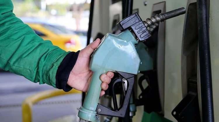 <p>İstanbul Avrupa Yakası'nda LPG litre fiyatı:10,08 TL</p>
<p> </p>