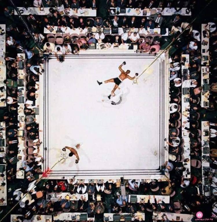 <p>Muhammet Ali, Cleveland Williams'a karşı... (1966)</p>

<p> </p>
