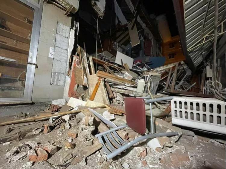 <p><strong>'DEPREMDEN SONRA OLDU'</strong></p>

<p>23 Kasım'da meydana gelen depremin ardından suyun köpürmeye ve kaynamaya başladığını söyleyen Sivil, </p>
