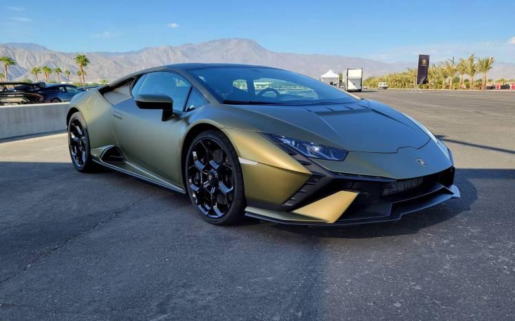 <p>ve 1 Lamborghini satışı gerçekleştirildi.</p>