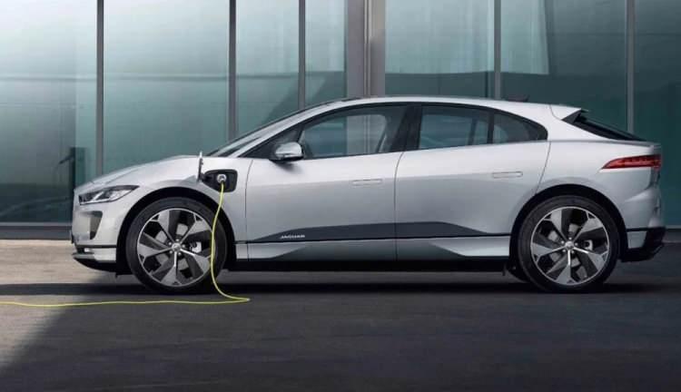 <p><strong>JAGUAR</strong></p>
<p>Jaguar I-Pace SE - 400bg - 2.681.402 TL</p>