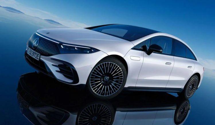 <p><strong>MERCEDES-BENZ</strong></p>
<p> </p>
<p>Mercedes-Benz EQS 350 AMG - 4.113.000 TL</p>