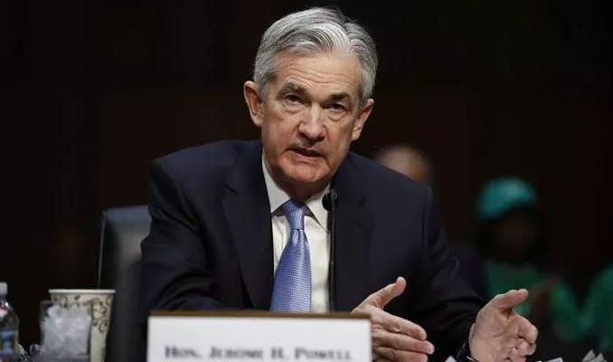 <p>Powell'ın açıklamalarının ardından düşen ABD'nin Hazine tahvillerinin getirileri, bugün düşük seyrini korudu. 10 yıllık Hazine tahvillerinin getirisi 8.3 baz puan düşüşle yüzde 3.618 seviyesine geriledi.</p>
