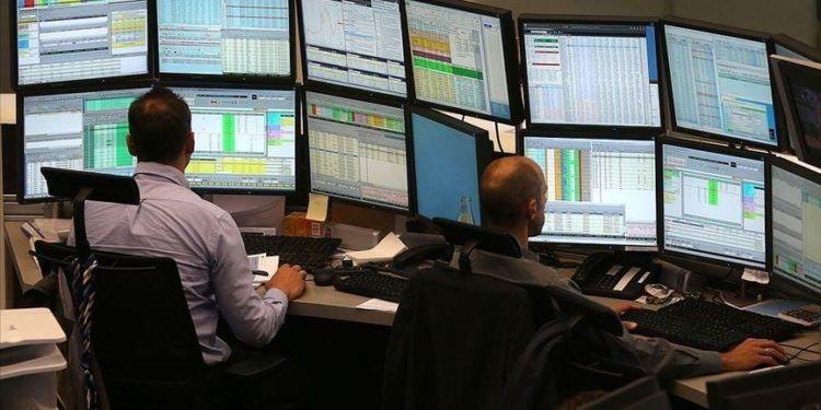 <p>Altının onsu yüzde 0,5 yükselişle 1.780 dolara kadar yükselirken, Brent petrol sınırlı düşüşle 86,7 dolardan işlem görüyor.</p>