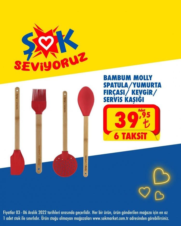 <p>iPhone 13 256 GB Kırmızı Cep Telefonu 28,299 TL,</p>
<p>Onvo OVMDF01 20 lt Beyaz Mikrodalga Fırın 1,539 TL,</p>
<p>Onvo OVMDF02 20 lt Siyah Mikrodalga Fırın 1,449 TL,</p>
<p>Queen Teachat Kırmızı Çay Seti QC-035K 759 TL,</p>
<p>Yui M110 Kırmızı/ Siyah Stand Mikser 5,5 Litre 1300W 1,449 TL,</p>