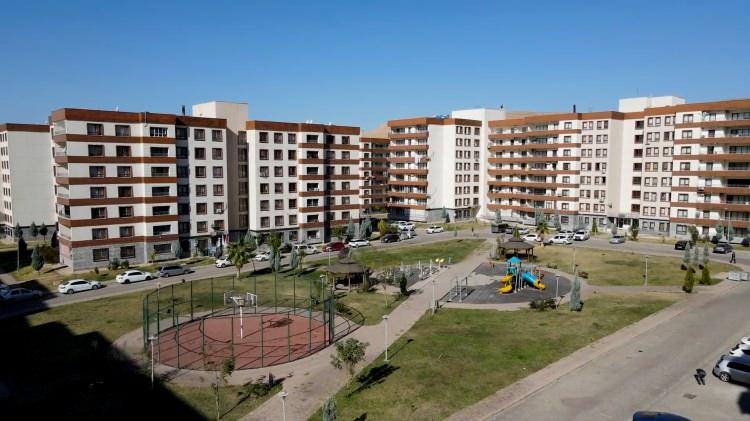 <p>Buna göre; İstanbul Tuzla'da yapılacak olan kura çekimi 30 Kasım 2022 Çarşamba günü saat 11.00'de yapılacak.</p>
