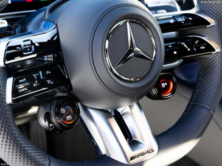 <p>Alman otomotiv devi Mercedes, yeni AMG S 63 E Perrformance modelini resmen tanıttı.</p>

