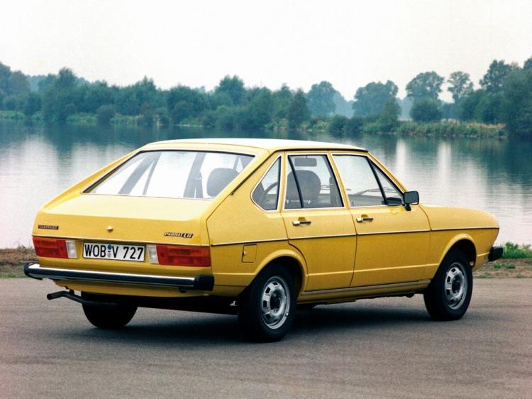 <p>ÜRETİLEN İLK PASSAT İLE SON PASSAT ARASINDAKİ FARK</p>

<p>İlk Passat, 1973 yılında piyasaya sürülmüştü ve doğal olarak son modelden oldukça farklıydı. Yaklaşık 50 yıllık tarihinde gerek Türkiye gerekse diğer ülkelerde en çok satanlar listesini daima zorlayan Passat, şanına yaraşır bir veda yaptı. </p>
