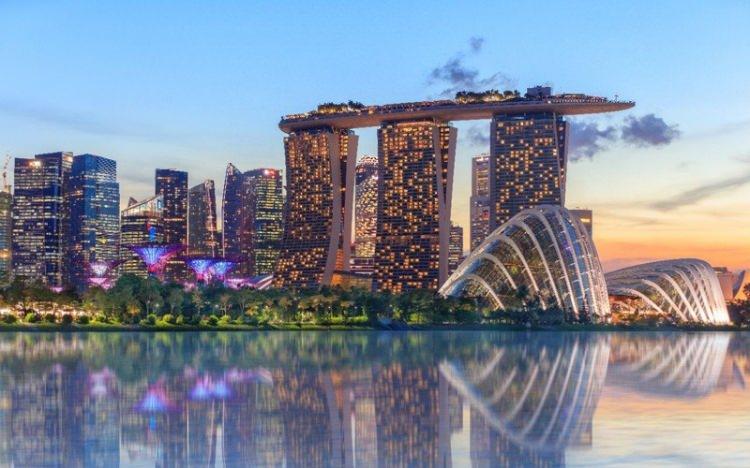 <p>Singapur 130 ülkeye vizesiz girerken, 40 ülkeye kapıda vize alabiliyor. </p>
