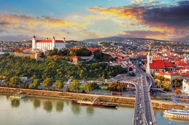 <p>Slovakya 119 ülkeye, </p>
