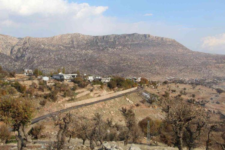 <p> Bilgin, "Çaycuma-1 kuyusunu tamamladık. Bir plan yürütüyoruz, beş sene içerisinde adım adım nerede, hangi kuyuya gideceğimizi planlamış vaziyetteyiz. Fatih Sondaj Gemisi, yeni hedefine yönelecek. Bölgeden olumlu bir beklentimiz var" dedi.</p>