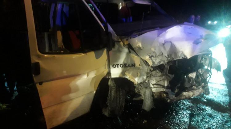 <p>Kırmızı ışık ihlali yapan 5 bin 191 s&uuml;r&uuml;c&uuml; de kazalara davetiye &ccedil;ıkardı. 'Taşıt giremez trafik işareti bulunan yerlere' giren 5 bin 191 s&uuml;r&uuml;c&uuml; de onlarca ocağın s&ouml;nmesine sebep oldu.&nbsp;</p>
