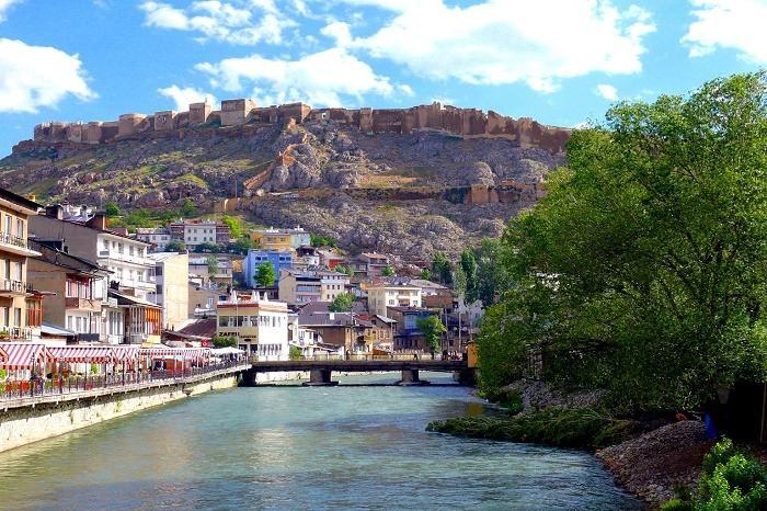 <p><strong>4- BAYBURT</strong></p>
