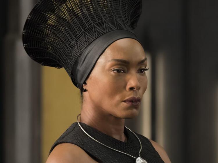 <p>En İyi Yardımcı Kadın Oyuncu</p>
<p>Angela Bassett - Black Panther: Wakanda Forever</p>
<p>Kerry Condon - The Banshees of Inisherin</p>
<p>Jamie Lee Curtis - Everything Everywhere All at Once</p>
<p>Dolly De Leon - Triangle of Sadness</p>
<p>Carey Mulligan - She Said</p>