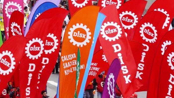 <p><strong>DİSK:</strong> Devrimci İşçi Sendikaları Konfederasyonu, asgari ücret rakamına ilişkin 13 bin 200 lira ile masaya oturduğunu duyurdu.</p>