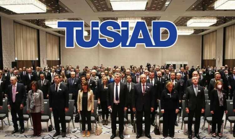 <p><strong>TÜSİAD</strong>: Türk Sanayicileri ve İş İnsanları Derneği Yönetim Kurulu Başkanı Orhan Turan, bir rakam vermeyerek “Enflasyonun üzerinde, refah payı olan bir asgari ücret artışı olabilir. İşveren çalışanını enflasyona karşı korumak zorunda” açıklamasında bulundu.</p>
<p> </p>