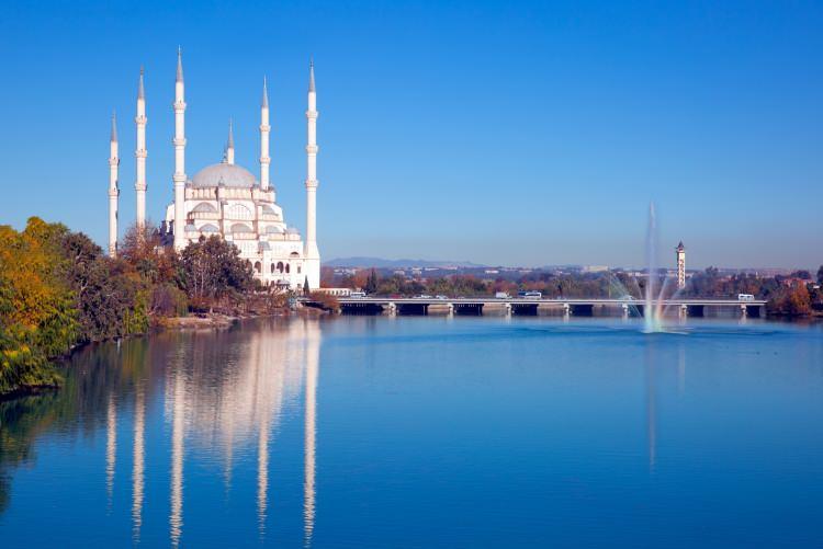 <p>FOCUS, Adana'da yaşam maliyetlerinin listedeki en uygun kentler arasında yer aldığına değindi.</p>

<p> </p>
