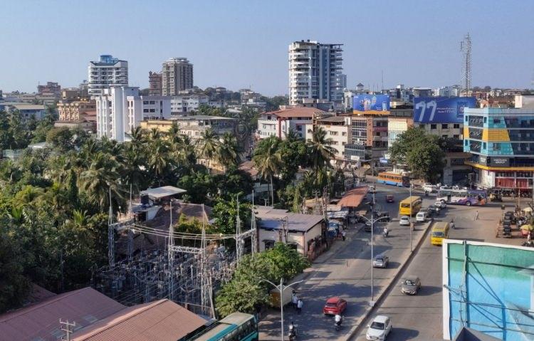 <p>500 binden az insanın yaşadığı Mangaluru, Hindistan'ın kahve ihracatının yüzde 75'ini tek başına karşılayan bir şehir olarak dikkat çekiyor.</p>
<p> </p>