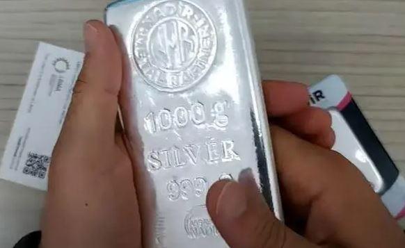 <p>Bu seviye gelince farklı bir enstrümana geçiş yapacağız. O yüzden gümüşün gram ve ons fiyatındaki 40 dolar ve 20 lira seviyeleri önemli. Ben sözümü tutuyor ve beklemeye devam ediyorum.</p>
