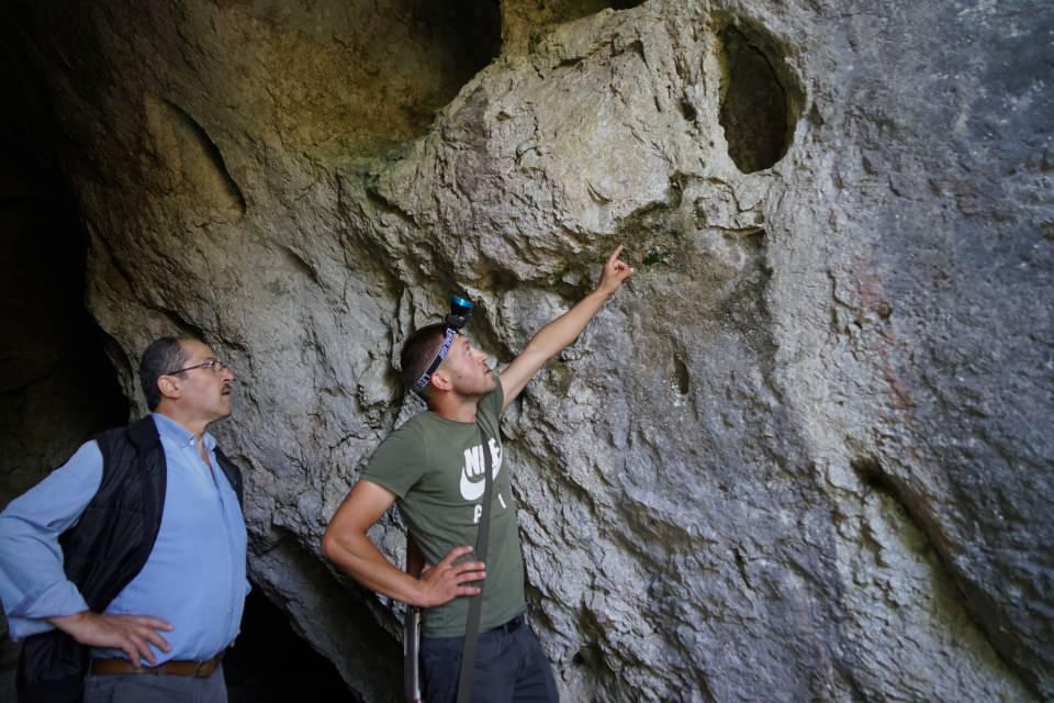 <p>Mağaraya girerek keşifler yapan vatandaşlar, yaşadıkları bölgede bulunan mağaraların incelenmesini ve turizme kazandırılmasını istediklerini söyledi.</p>

<p> </p>
