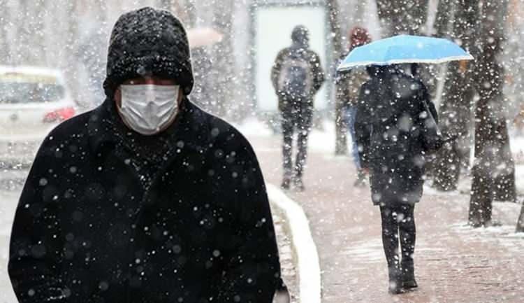 <p>15 ARALIK HAVA DURUMU</p>

<p>Meteoroloji 15 Aralık hava durumu raporunu yayımladı. Yeni rapora göre perşembe ve cuma günleri İstanbul ve çevre illerinde sağanak yağış bekleniyor. </p>
