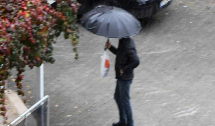 <p>ANTALYA 14°C, 19°C<br />
Parçalı ve çok bulutlu, aralıklı sağanak yağışlı</p>