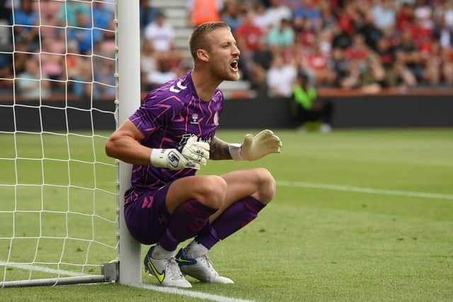 <p>* Daniel Bentley / Bristol City / 1.8 Mil. Euro</p>