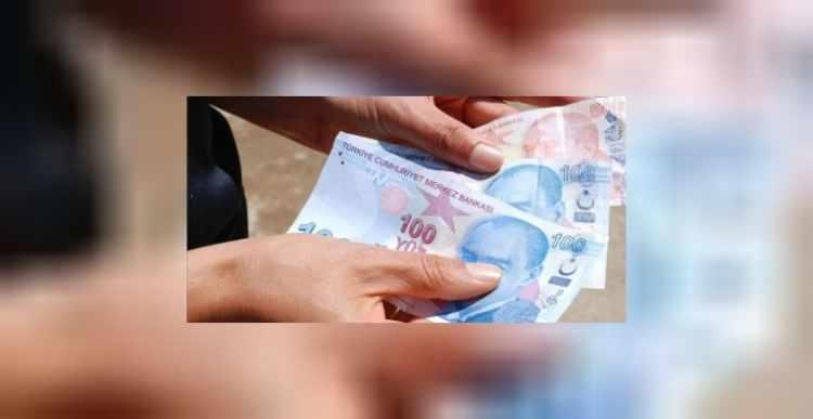 <p>TÜRK-İŞ tarafından yapılan açıklamada, asgari ücrette kırmızı çizgilerinin 7 bin 785 lira olduğu vurgulanmıştı.</p>
