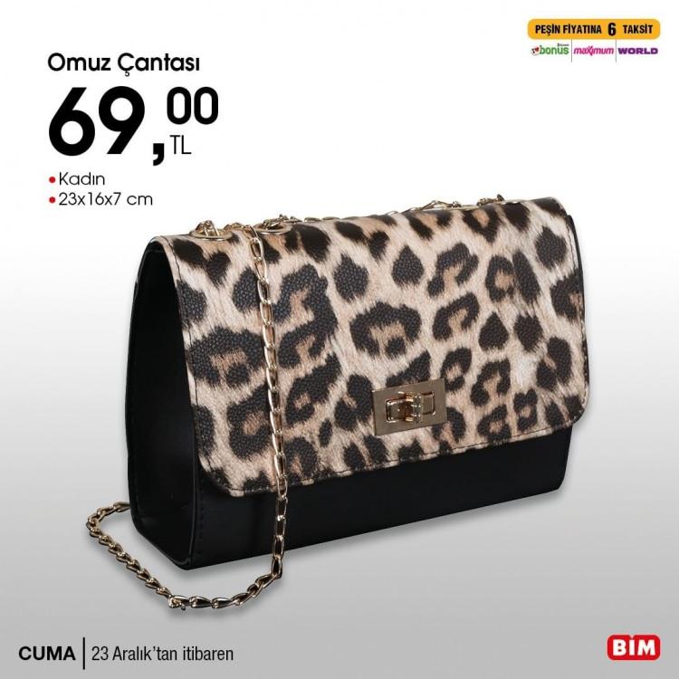 <p>Küçük Cüzdan 39,50 TL</p>

<p>Kadın Cüzdan 49,50 TL</p>

<p>Omuz Çantası 69 TL</p>

<p>Kadın Kemer 39,50 TL</p>

<p>Kadın Terlik 42,50 TL</p>

<p>Yüz Havlusu 39,50 TL</p>
