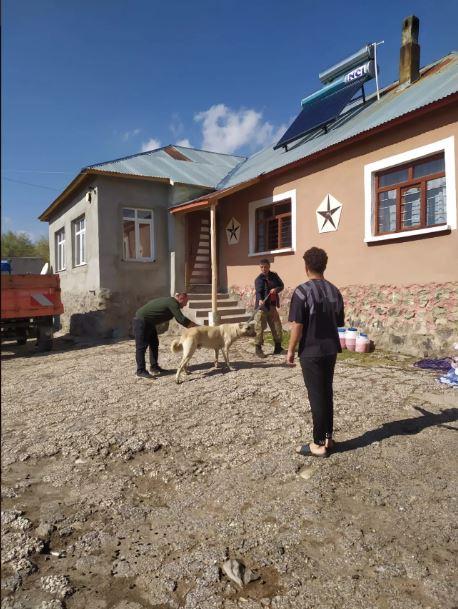<p>Ağırları nedeniyle uyutulan çocuğun tedavisi solunum cihazına bağlı olarak devam ediyordu.</p>
