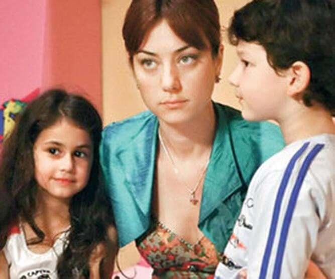 <p><strong>Uzun zamandır gözlerden uzak bir hayat yaşayan Koçar, şimdilerde 22 yaşına girdi. İşte ünlü oyuncunun yıllar içindeki değişimi...</strong></p>