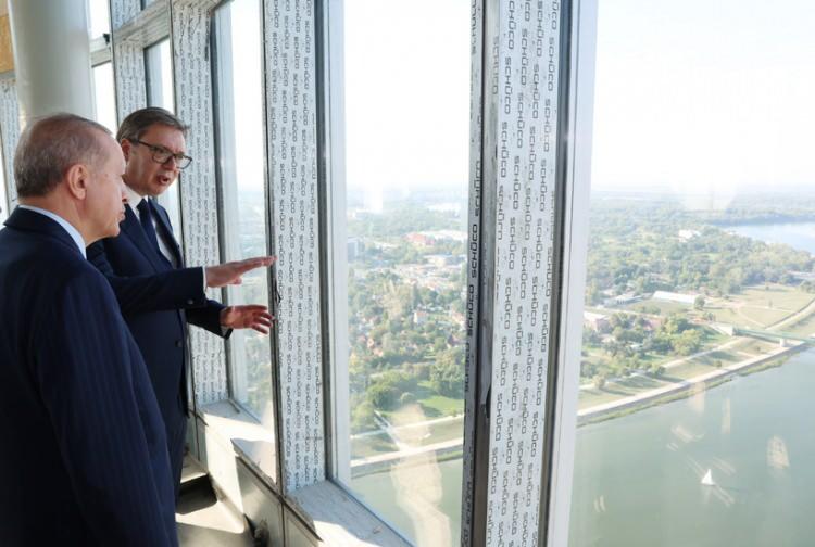 <p>Cumhurbaşkanı Erdoğan daha sonra Sırbistan Cumhurbaşkanı Vucic ile birlikte Türkiye-Sırbistan İş Forumu’na katılarak bir konuşma yaptı.</p>

<p> </p>
