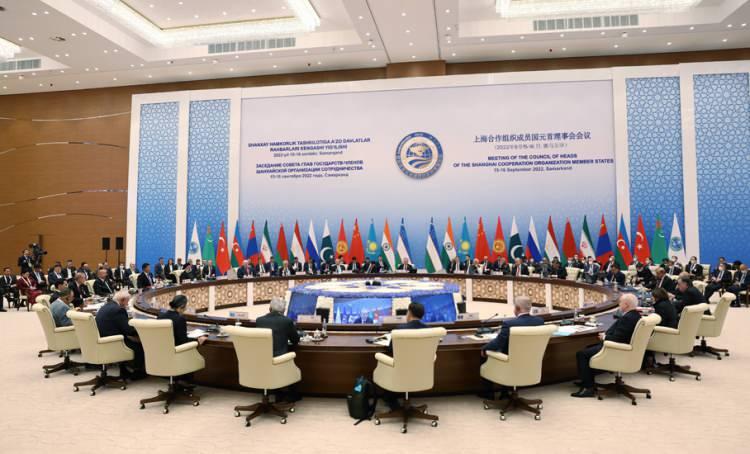 <p>Cumhurbaşkanı Erdoğan, ülkedeki ikili temasları kapsamında, Azerbaycan Cumhurbaşkanı İlham Aliyev, Pakistan Başbakanı Şahbaz Şerif, Çin Devlet Başkanı Şi Cinping, Moğolistan Cumhurbaşkanı Ukhnaagiin Khurelsukh, Hindistan Başbakanı Narendra Modi, Özbekistan Cumhurbaşkanı Şevket Mirziyoyev, Rusya Federasyonu Devlet Başkanı Vladimir Putin ve İran Cumhurbaşkanı İbrahim Reisi ile bir araya geldi.</p>
<p> </p>