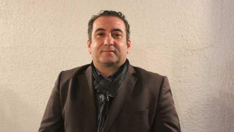 <p><strong>“SRV'LER İÇİN SÜREÇ BAŞLADI" </strong></p>

<p> </p>

<p>Türk Deniz Kuvvetleri Komutanlığı envanterinde hali hazırda üç farklı sınıftan 12 denizaltı bulunuyor. 2023'te ise REİS sınıfı denizaltıların teslimatları başlıyor. Gelecek yıllarda MİLDEN kapsamında yeni denizaltıların da envantere katılmasıyla Türkiye'nin 20'nin üzerinde denizaltıya sahip olması bekleniyor.</p>
