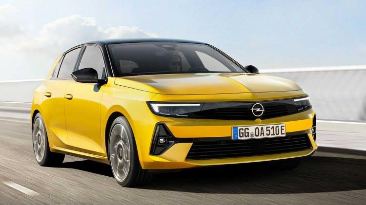 <p>Yeni Astra Electric'in batarya paketinde 17 modül içerisine yerleştirilmiş toplam 102 pil hücresi bulunuyor. </p>