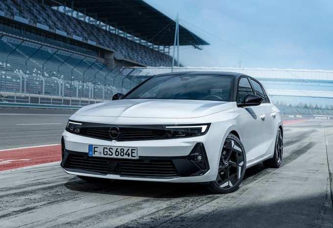 <p>Otomobilin performans verileri henüz açıklanmadı fakat Opel, son hızın 170 km/s ile sınırlı olduğunu duyurdu. </p>