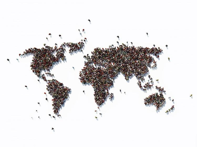 <p>Dünya nüfusu sürekli artış gösterirken bu oranlar doğum, ölüm ve göç edenlerin sayısına göre farklılık gösteriyor. Worldometers’in internet sitesinde yer alan bilgilere göre 2022 yılında dünya nüfusu 7 milyar 924 milyon kişi olarak kaydedildi. En kalabalık ülkeler arasında Türkiye kaçıncı sırada yer alıyor? İşte dünya ülkeleri ve şaşırtan nüfusları...</p>
