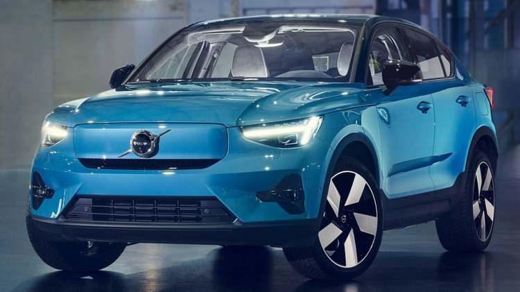 <p><strong>Volvo C40</strong></p>
<p>C40, 2022 ilk çeyreğinde servis, garanti, yol yardımı, sigorta ve evde şarj seçeneklerini içeren uygun bir bakım paketiyle birlikte gelecek.</p>