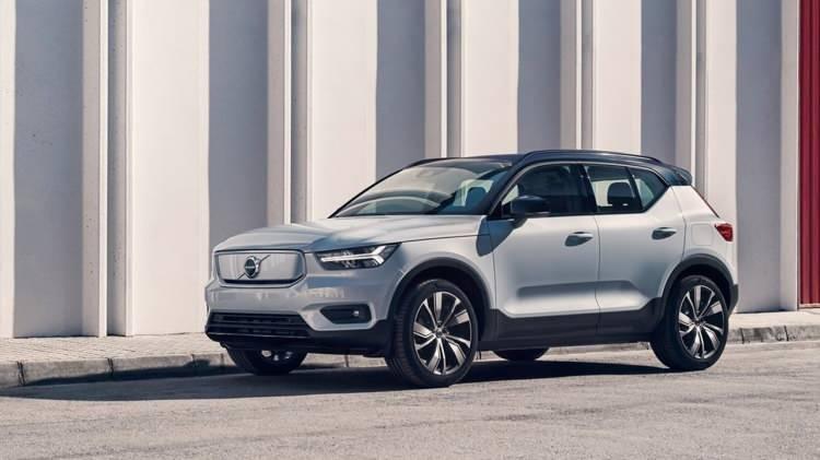 <p><strong>Volvo XC40 BEV</strong></p>

<p>Yüzde yüz elektrikli küçük SUV XC40 modelinin yılın ilk yarısına kadar satışa çıkarılması bekleniyor.</p>
