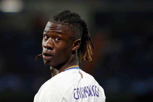 <p>87 - EDUARDO CAMAVINGA</p>

<p>Takımı: Real Madrid</p>

<p>Ülkesi: Fransa</p>
