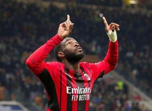 <p>74 - FIKAYO TOMORI</p>
<p>Takımı: Milan<br />
Ülkesi: İngiltere</p>
