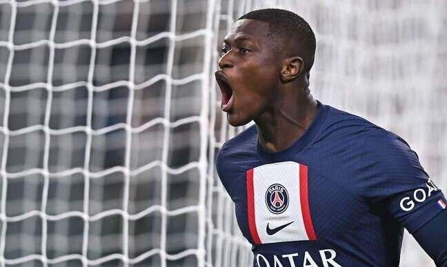 <p>65 - NUNO MENDES</p>
<p>Takımı: Paris Saint Germain</p>
<p>Ülkesi: Portekiz</p>