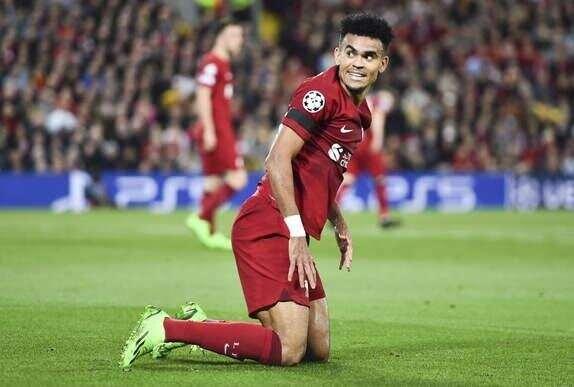 <p>41 - LUIS DIAZ<br />
Takımı: Liverpool<br />
&Uuml;lkesi: Kolombiya</p>
