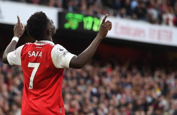 <p>29 - BUKAYO SAKA<br />
Takımı: Arsenal<br />
&Uuml;lkesi: İngiltere</p>

